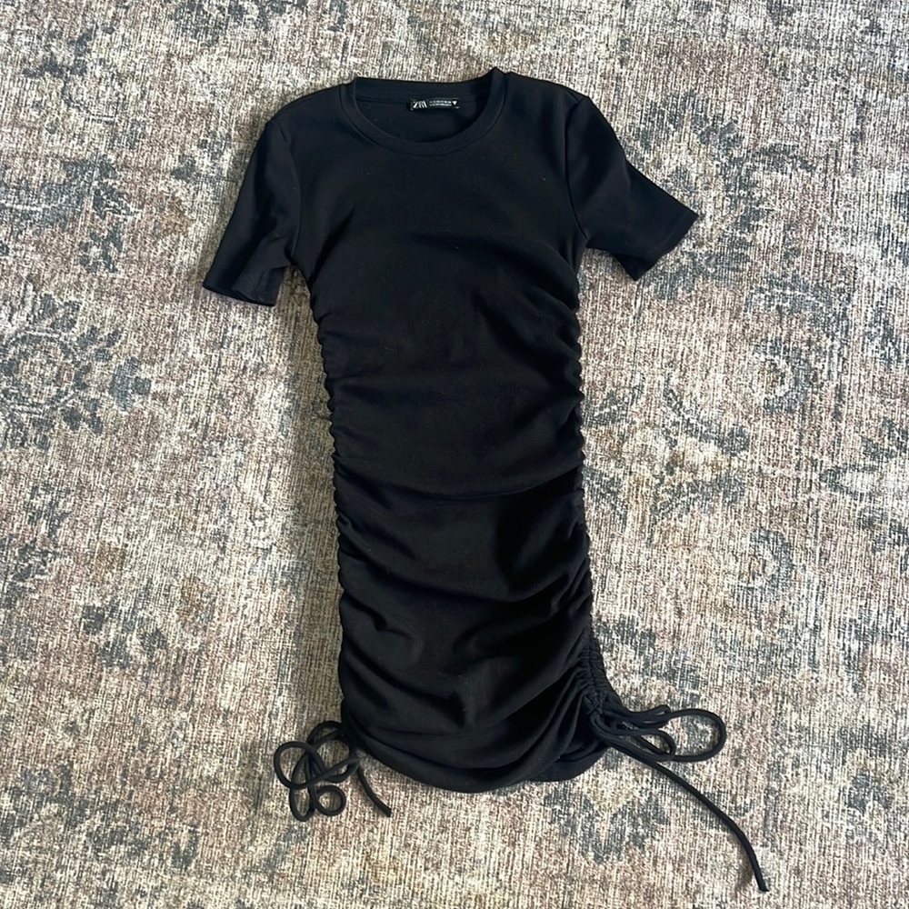 Zara side ruched dress in black size small